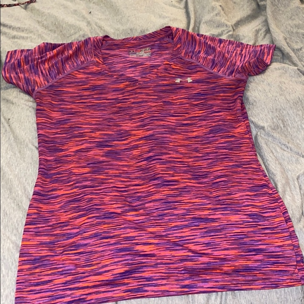 Under Armor t-shirt